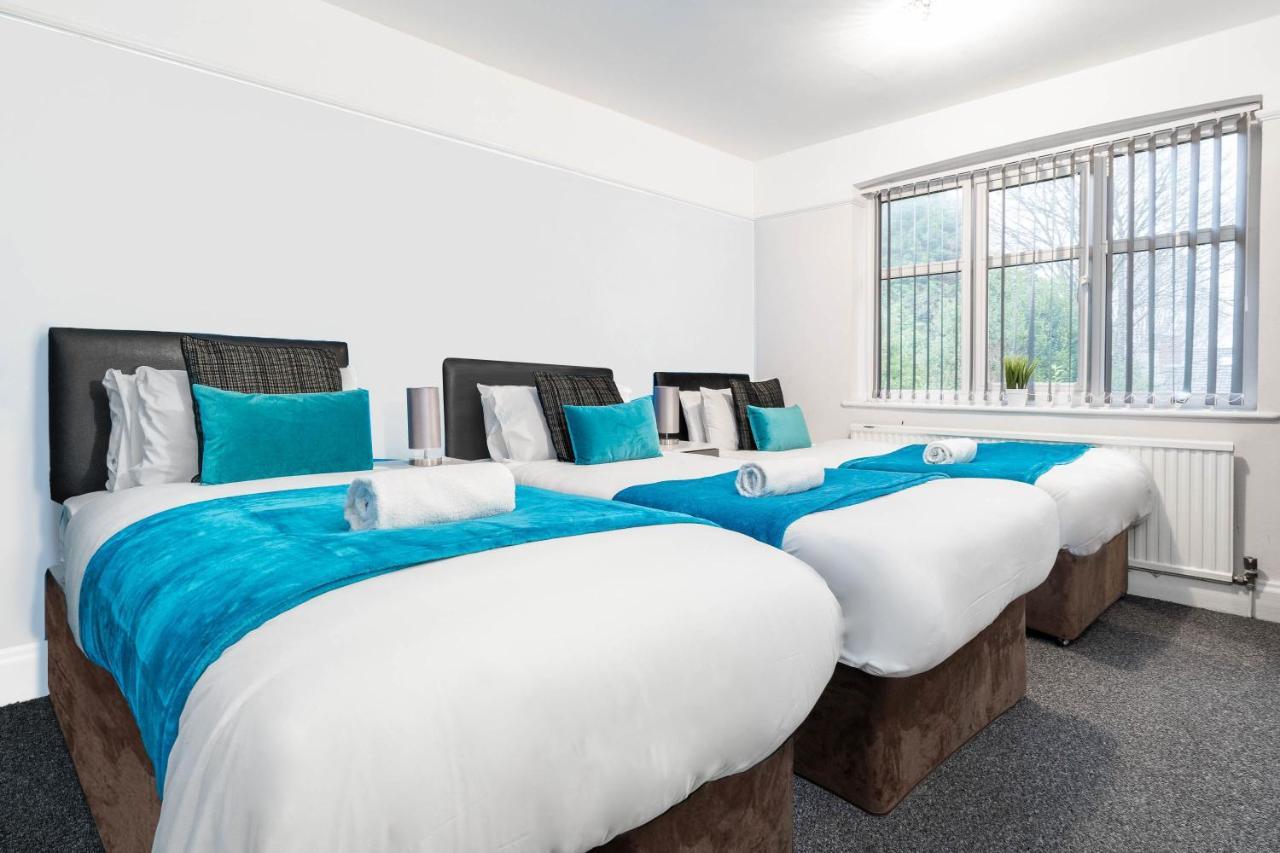 5 Bedroom House - 11 Guests - Garden - Wifi - Smart Tv - Top Rated - Large Driveway 4 Multiple Vehicles - Perfect For Contractors Birmingham Eksteriør billede